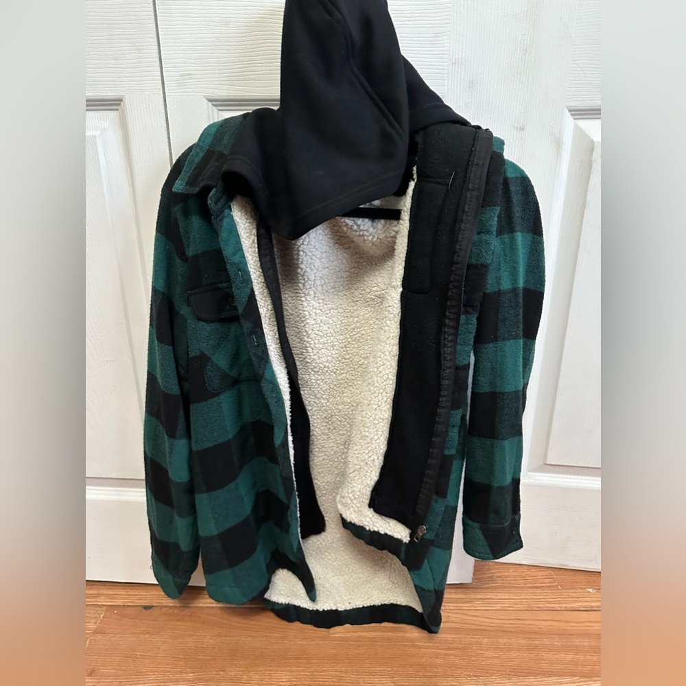 Cardigan jacket with fur inside and a hoodie